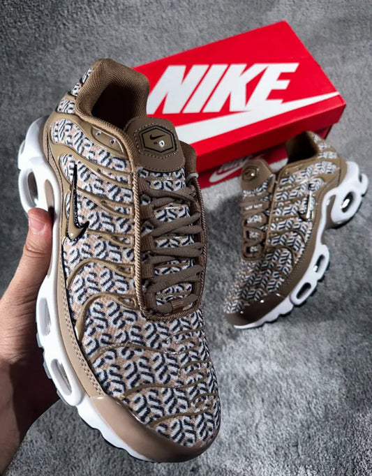 Nike TN