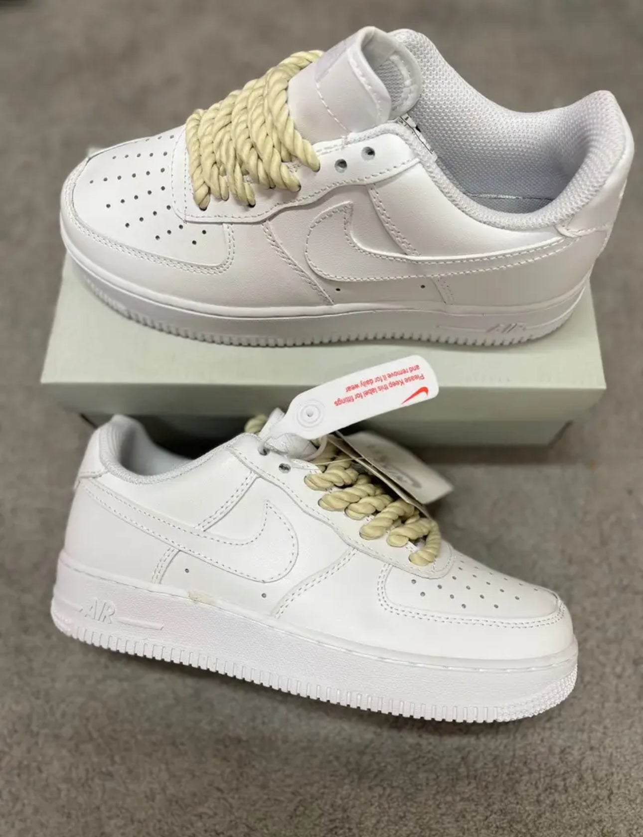 Nike AirForce 1